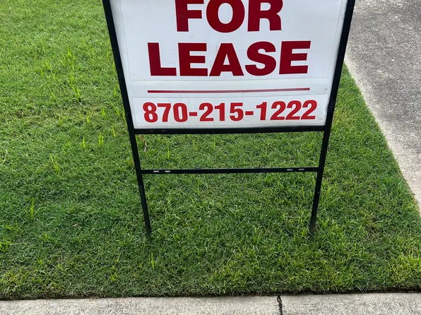 711 Samuel Dr, Paragould, AR 72450