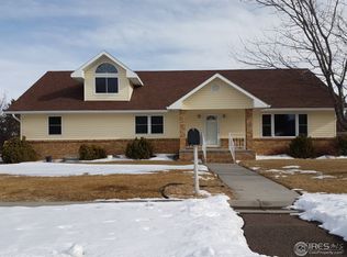 882 W Sunset Dr, Akron, CO 80720