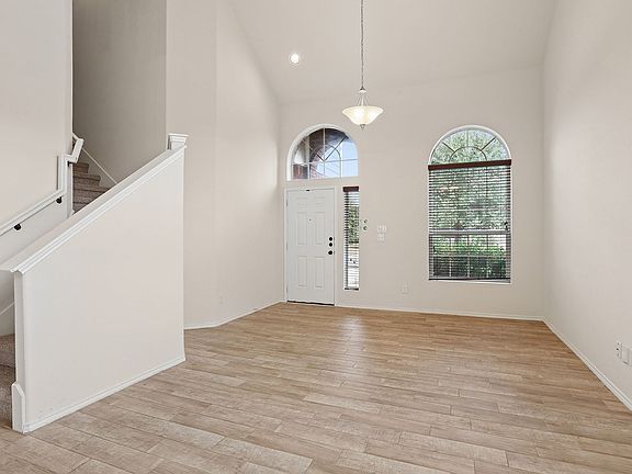 3rd image of 12021 Pecangate Way