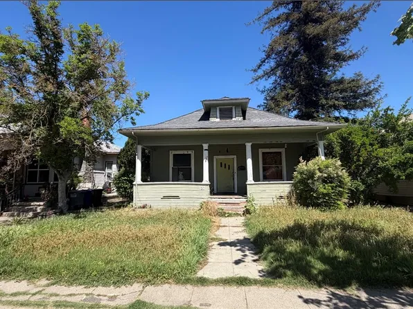 127 W 21st St, Merced, CA 95340