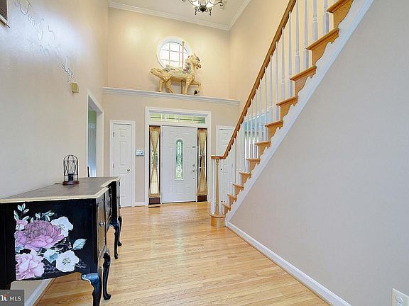 5th image of 3154 Gosheff Ln