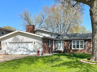 1908 20th Ave, Sterling, IL 61081