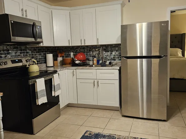 221 Condict Dr Unit 5, New Smyrna Beach, FL 32169