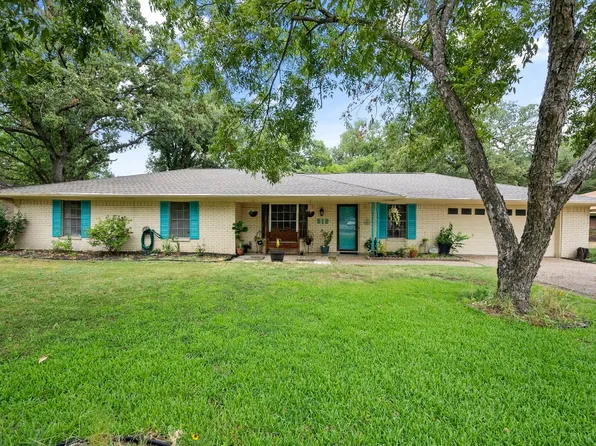 519 Dobbins Rd, Corsicana, TX 75110