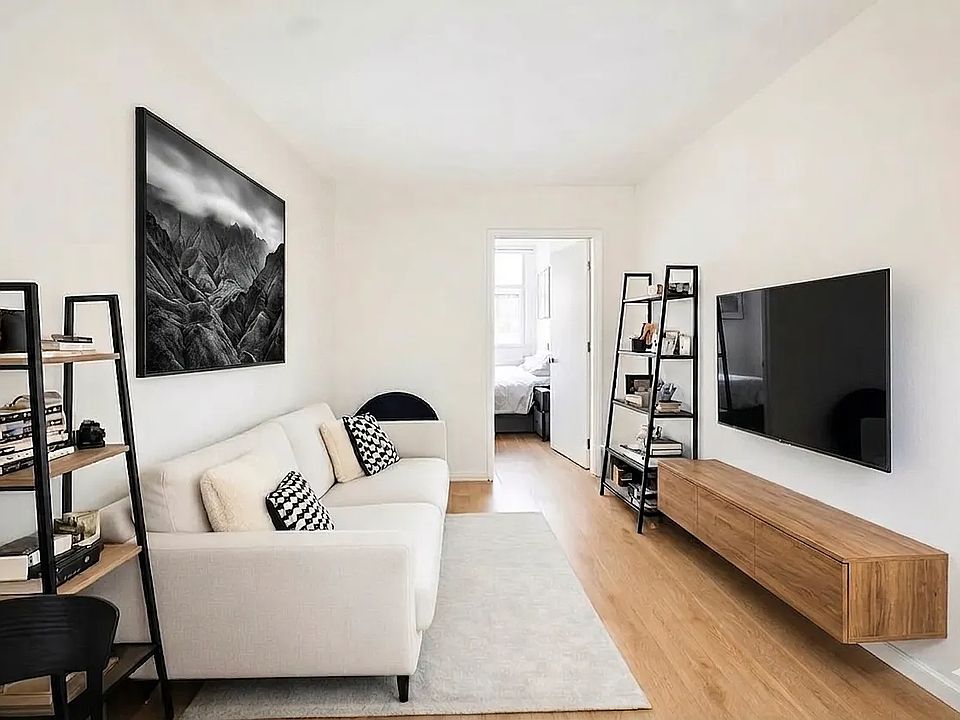 1st image of 366 W 52nd St APT 4a