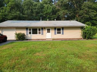 216 Signal Rock Dr, North Kingstown, RI 02852