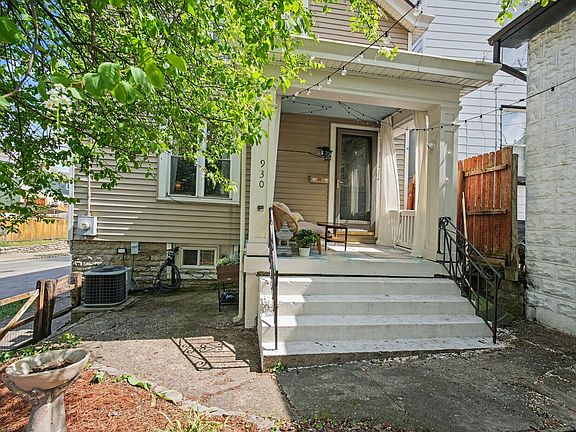 2nd image of 930 Montague Rd