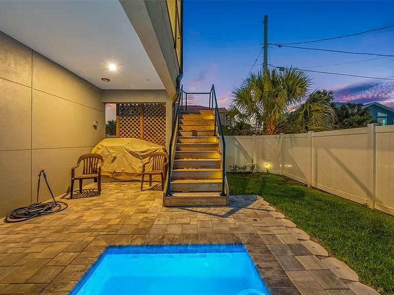 2200 Bay Blvd #A — Photo 50