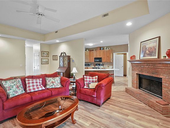 3rd image of 1902 Bengal Dr