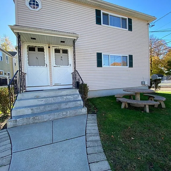 34 Grandview Ave #34 — Photo 1