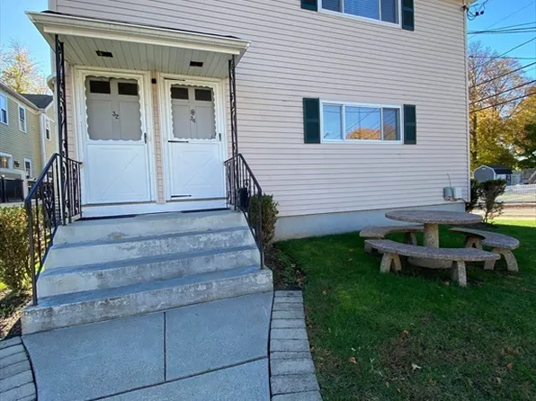 34 Grandview Ave #34, Watertown, MA 02472