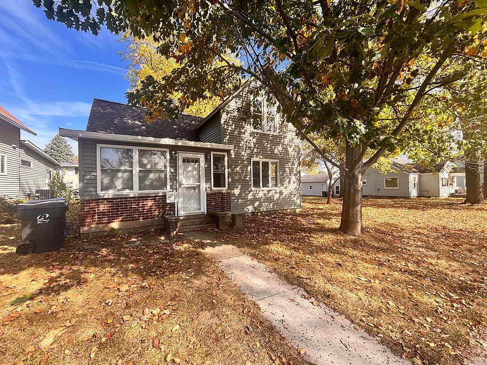 1st image of 205 Collinwood Ave