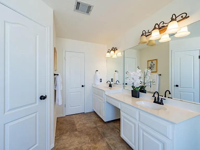 7724 Yaupon Dr — Photo 16