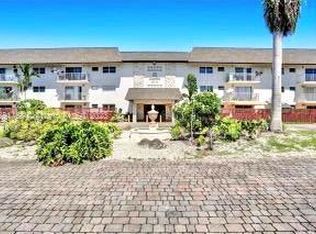 8475 SW 94th St APT 105E, Miami, FL 33156