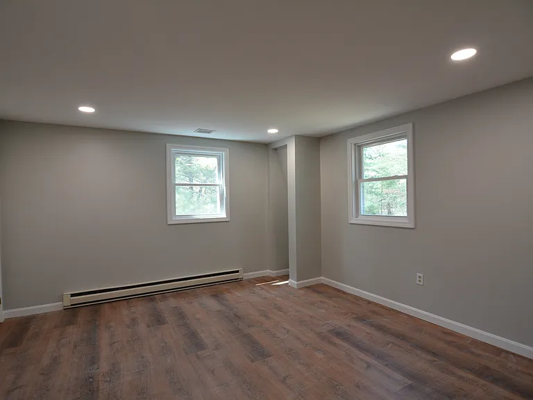 51 Hall St — Photo 11