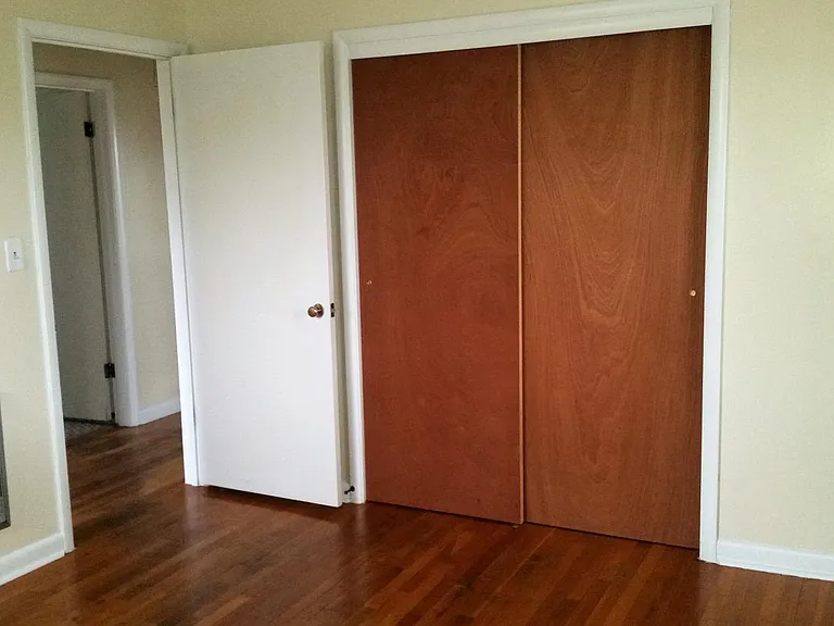 4005 Mem Pkwy N — Photo 13