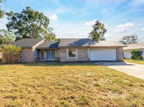 5701 Pitch Pine Dr, Orlando, FL 32819