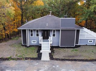 504 Rossway Rd, Pleasant Valley, NY 12569