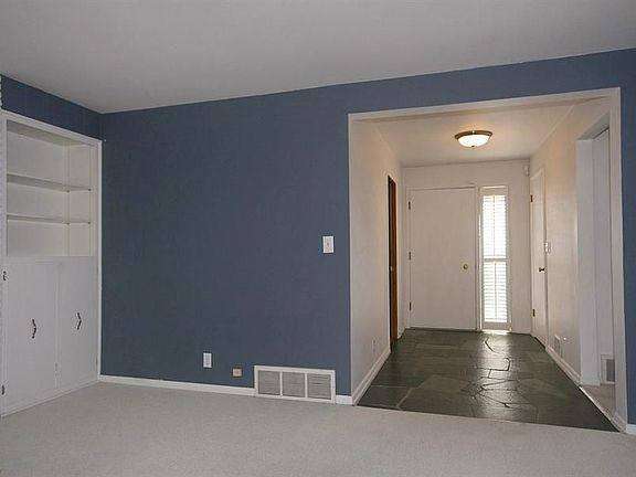 5th image of 1019 E 57th Ave