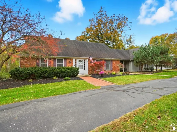 3181 Edgevale Dr, Lambertville, MI 48144