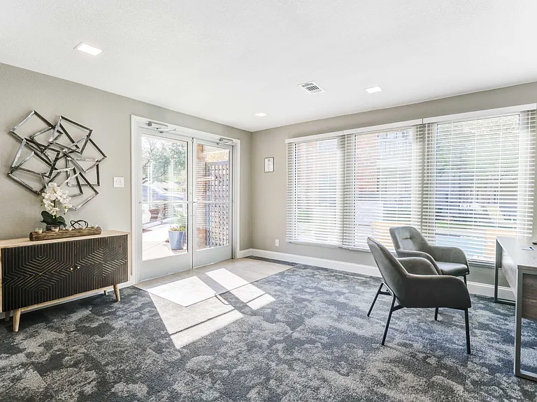 903 W Road To Six Flags St — Photo 17