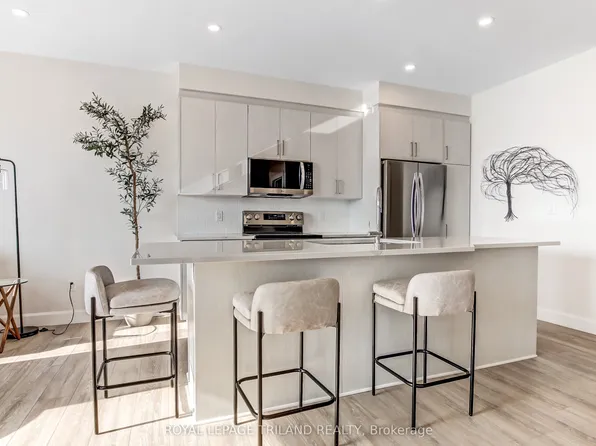 16 Compass Trl N, Central Elgin, ON