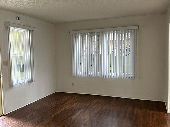 4th image of 3039 Landis St