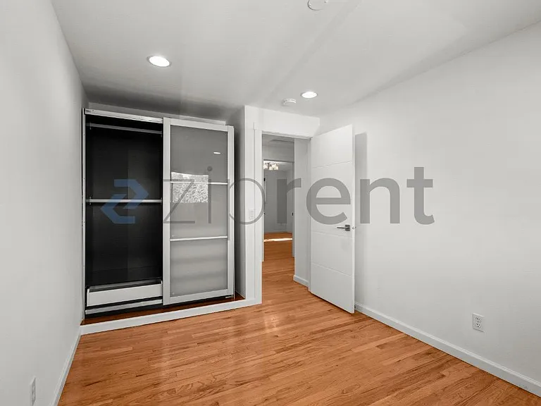 2915 Harris Pl S — Photo 13
