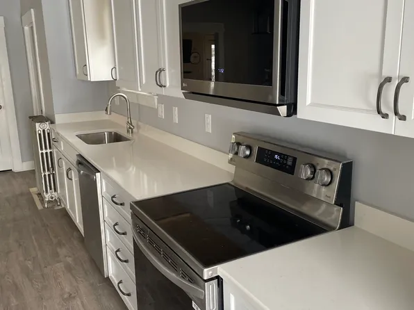 110 Palm St, Nashua, NH
