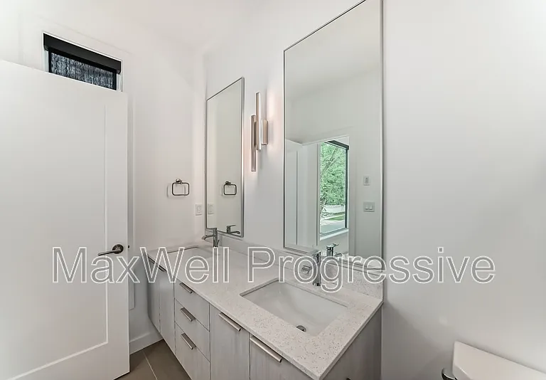 6415 93rd St NW #MAIN — Photo 25