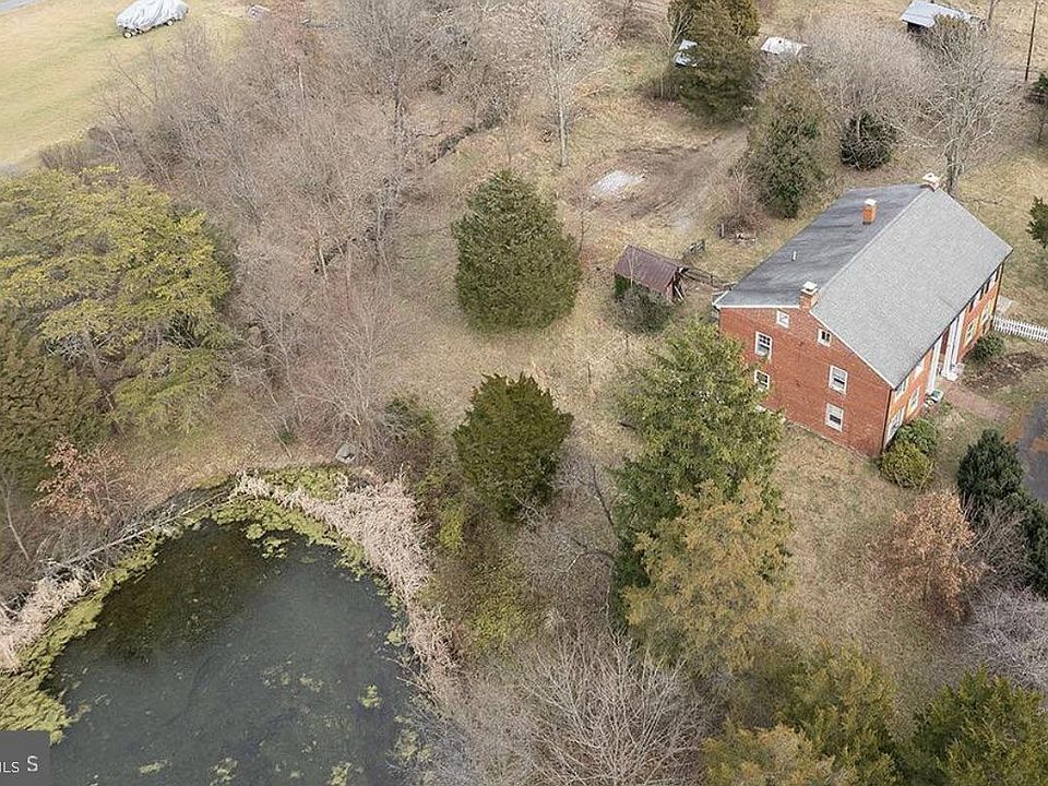 1st image of 557 Tabler Station Rd