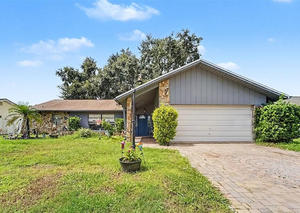 1st image of 7606 WILLOW BROOK COURT