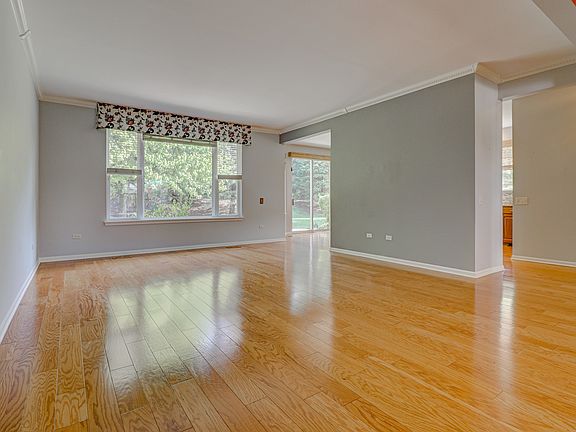 3rd image of 12398 Black Oak Trl