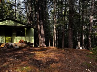 140 Draper Valley Rd, Selma, OR 97538