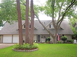112 Mill Creek Dr, Arlington, TX 76010