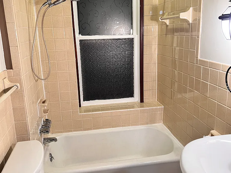 3 Bruce St #2 — Photo 15