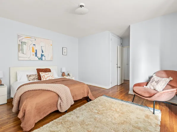 1155 Ocean Avenue image 4 of 6