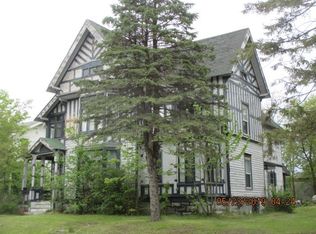 33 William St, Gouverneur, NY 13642