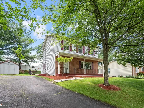 108 Oakmont Cir, Winchester, VA 22602