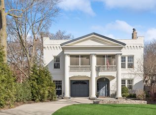 1030 E 49th St, Chicago, IL