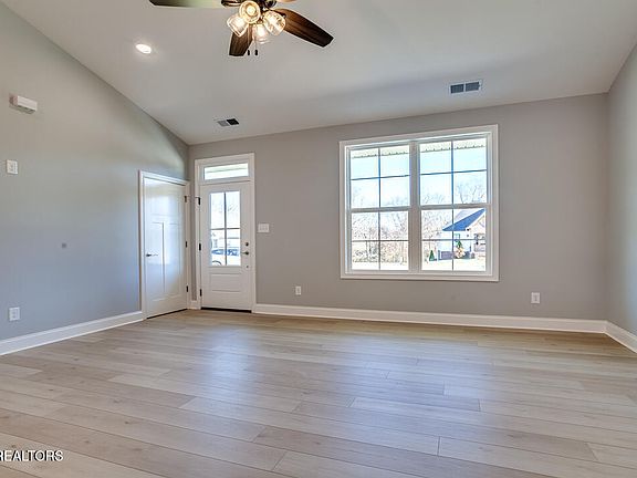 5th image of 9725 Tranquillity Ln