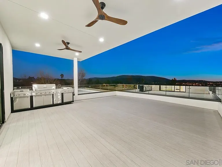 41955 Altanos Rd — Photo 29