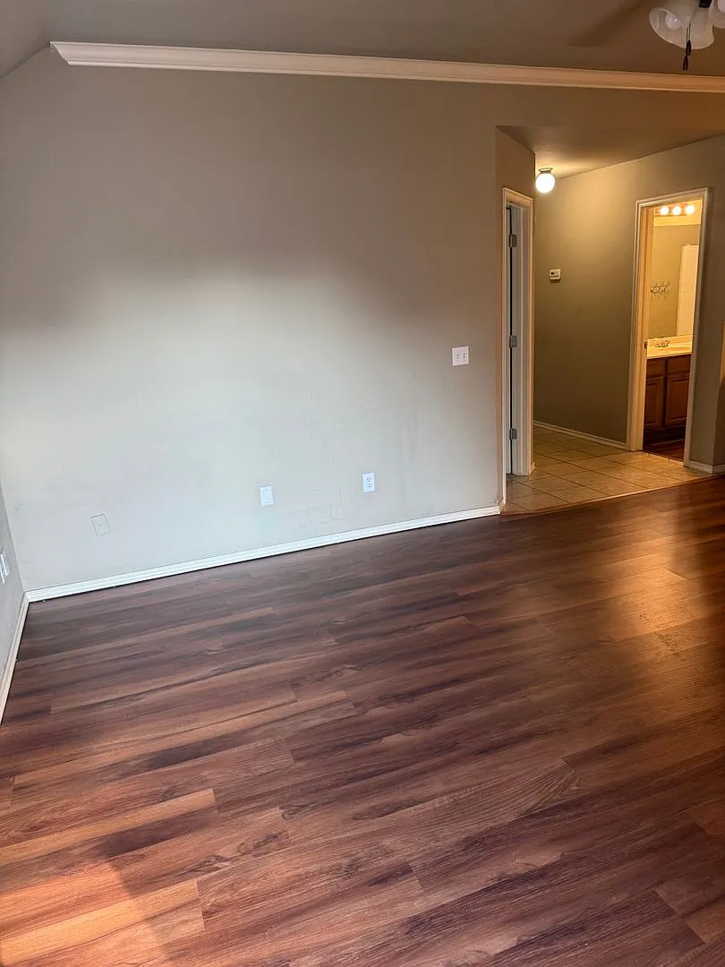 **Duplex For Lease Yukon, Ok — Photo 3