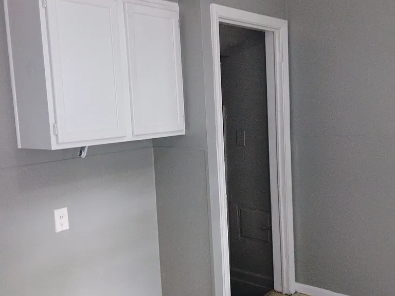 7447 Braile Ave — Photo 6