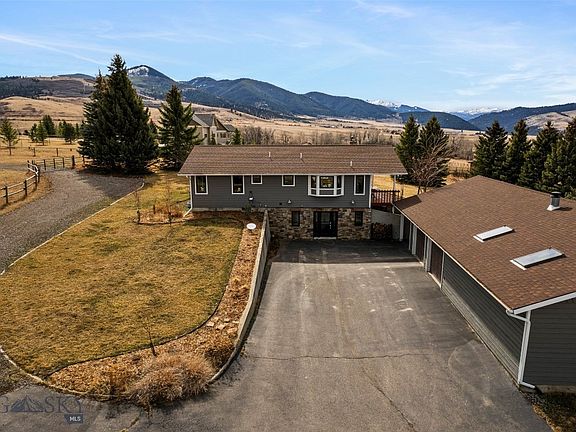 2nd image of 1080 Upper Tom Burke Rd