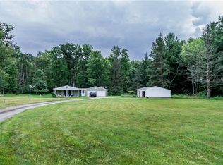 224 Smith School Rd, Farmington, PA 15437