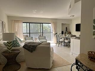 4th image of 1605 S Us Highway 1 APT F204