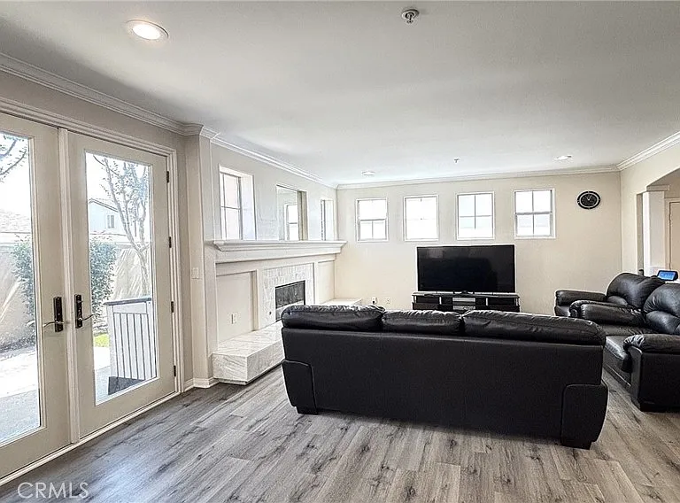 2211 Dufour Ave #B — Photo 6