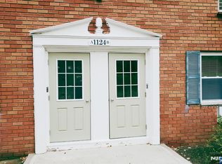 1124 Valley Rd APT 1B, Wayne, NJ 07470