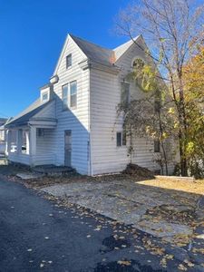23 Hillpark Ave, Pittston, PA, 18643